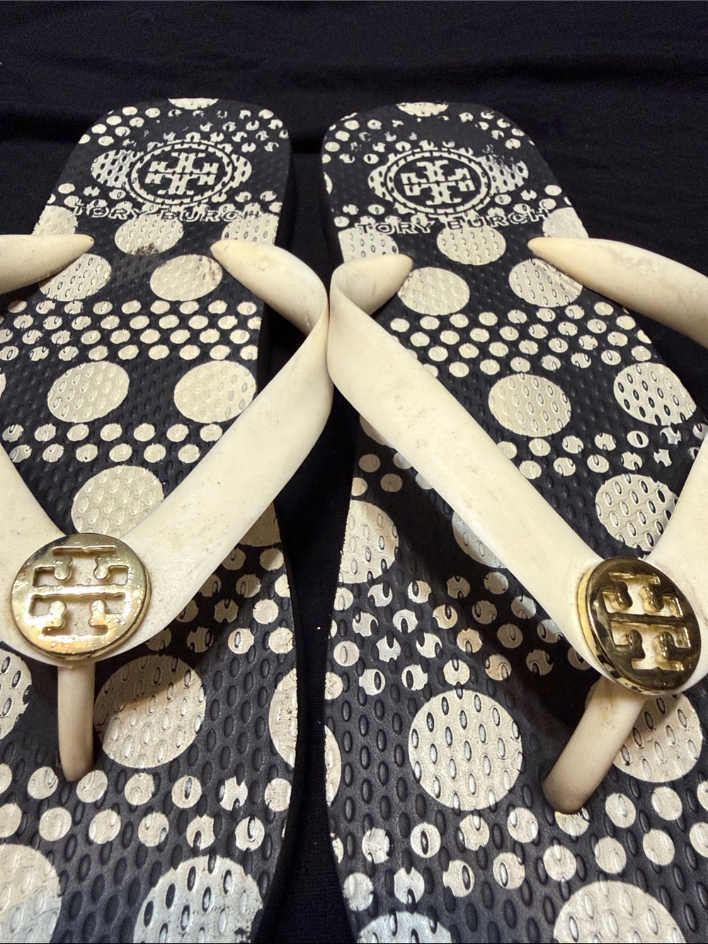 Tory Burch Black & White Polka Dot Logo Flip Flops - Picture 6 of 8